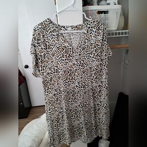 GAP Leopard Print V-Neck dress